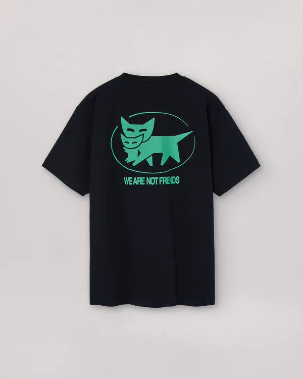 we are not friends camiseta heavy weight