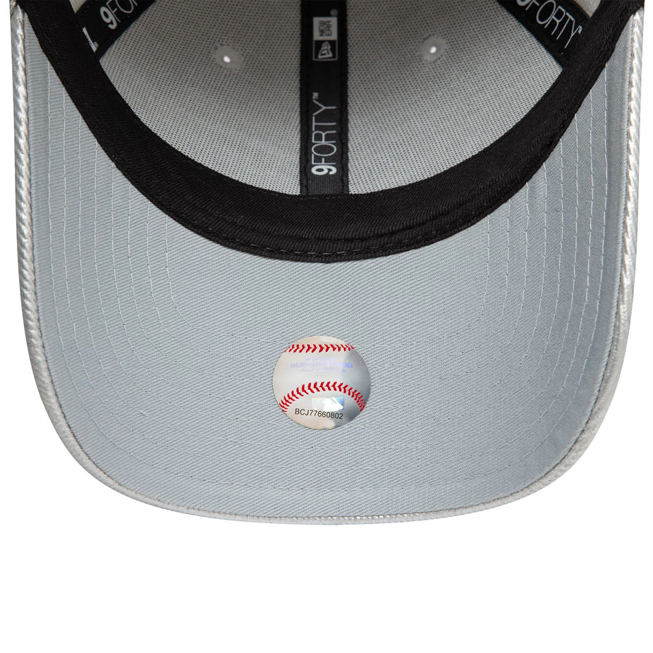 New era Gorra New York Yankees Met Denim 9FORTY Plateado Mujer