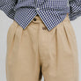 we are not friends pantalón pleat cream chino