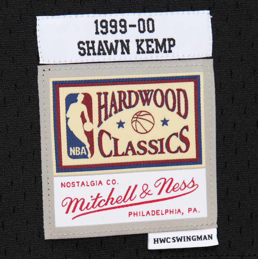 mitchell & ness camisilla Shawn Kemp Black Cleveland Cavaliers 1999/00 Hardwood Classics Swingman Jersey