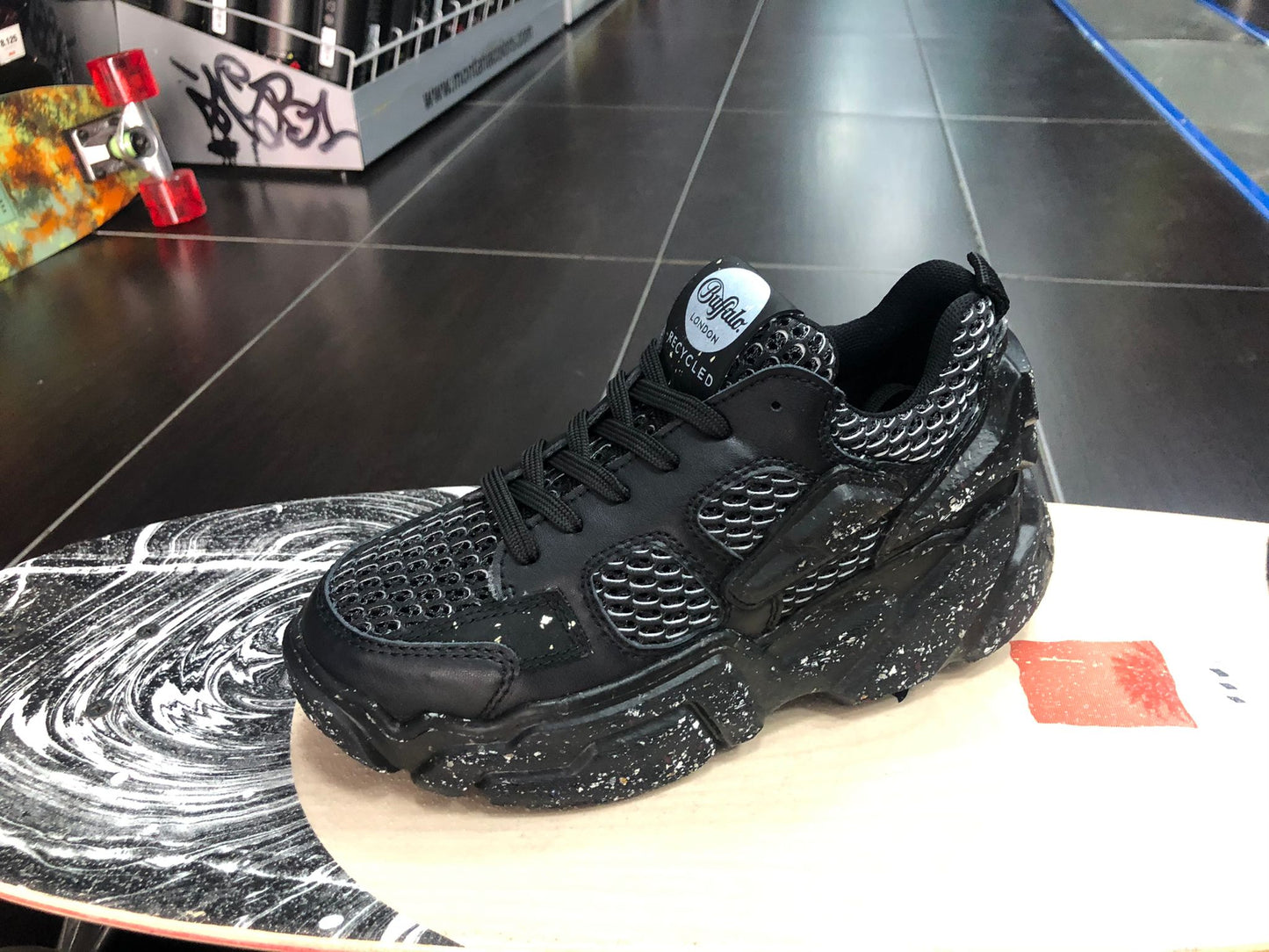 Buffalo London Zapatillas Brisk City Recycled Negras