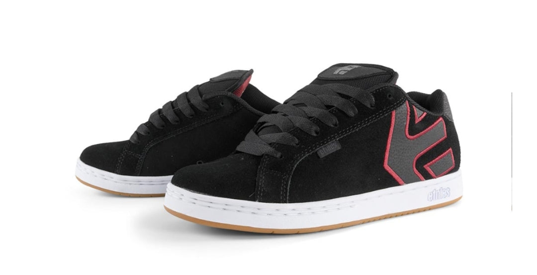 ETNIES ZAPATILLAS FADER NEGRAS Y BLANCO BURDEOS