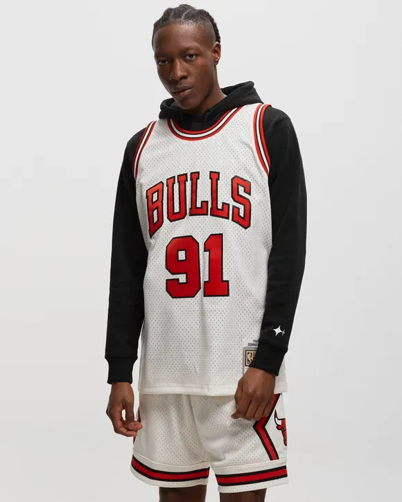 mitchell & ness camisilla cream team color swingman bulls 1997 dennis rodman