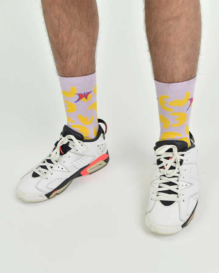 we are not friends calcetin the worm socks