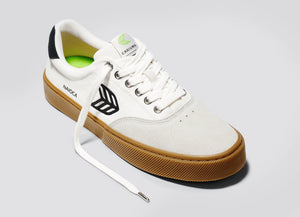 cariuma zapatilla naioca skate gum vintage white suede off white