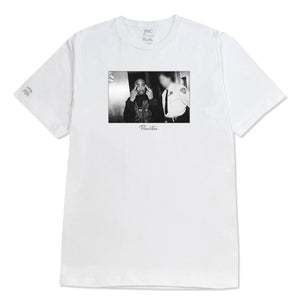 primitive camiseta icon white