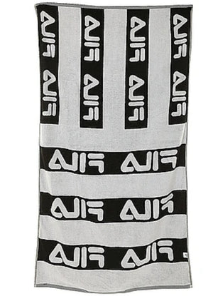 fila toalla towel logo negro y blanco