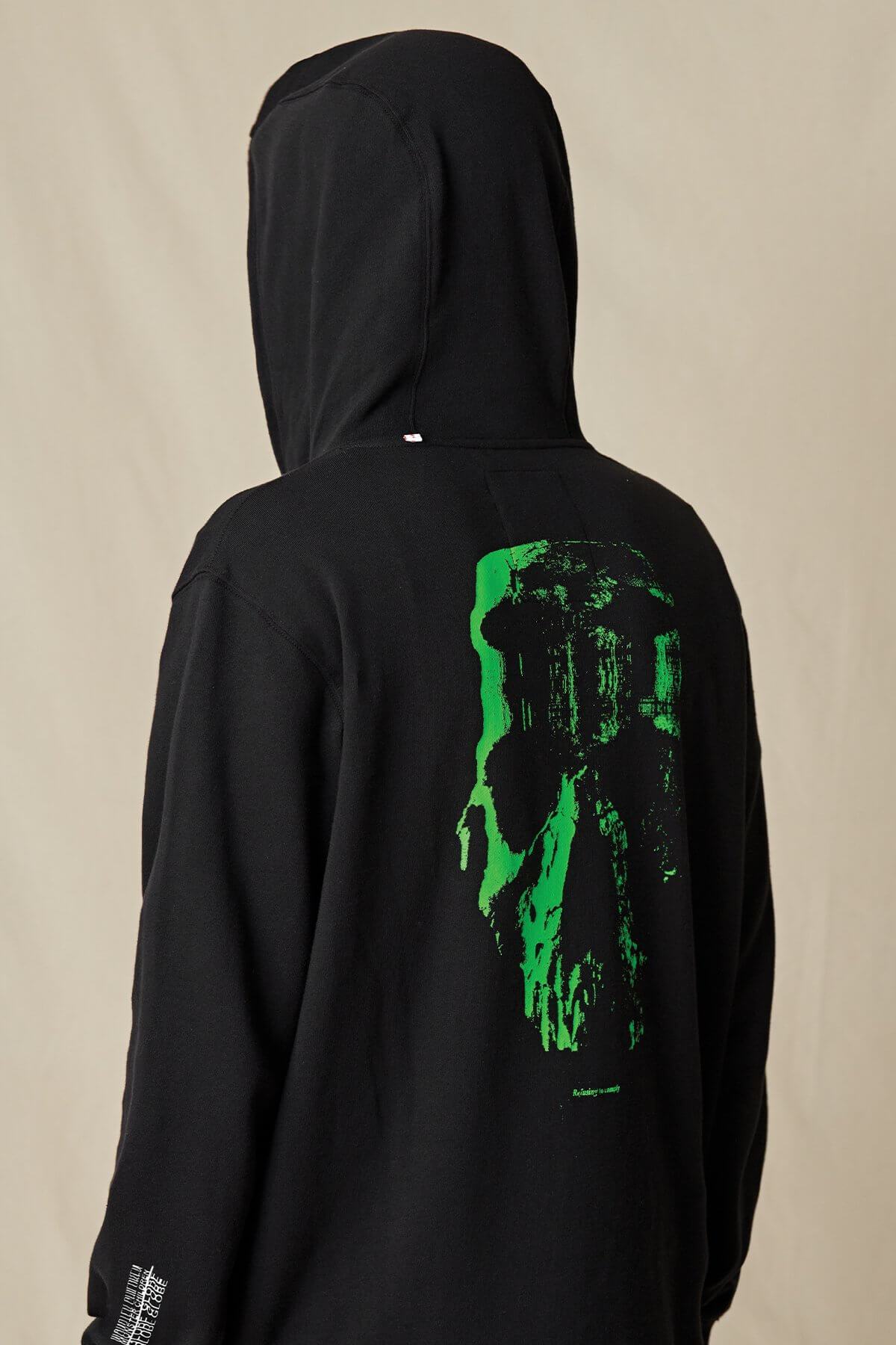 Globe Sudadera Refuse Skull Negra